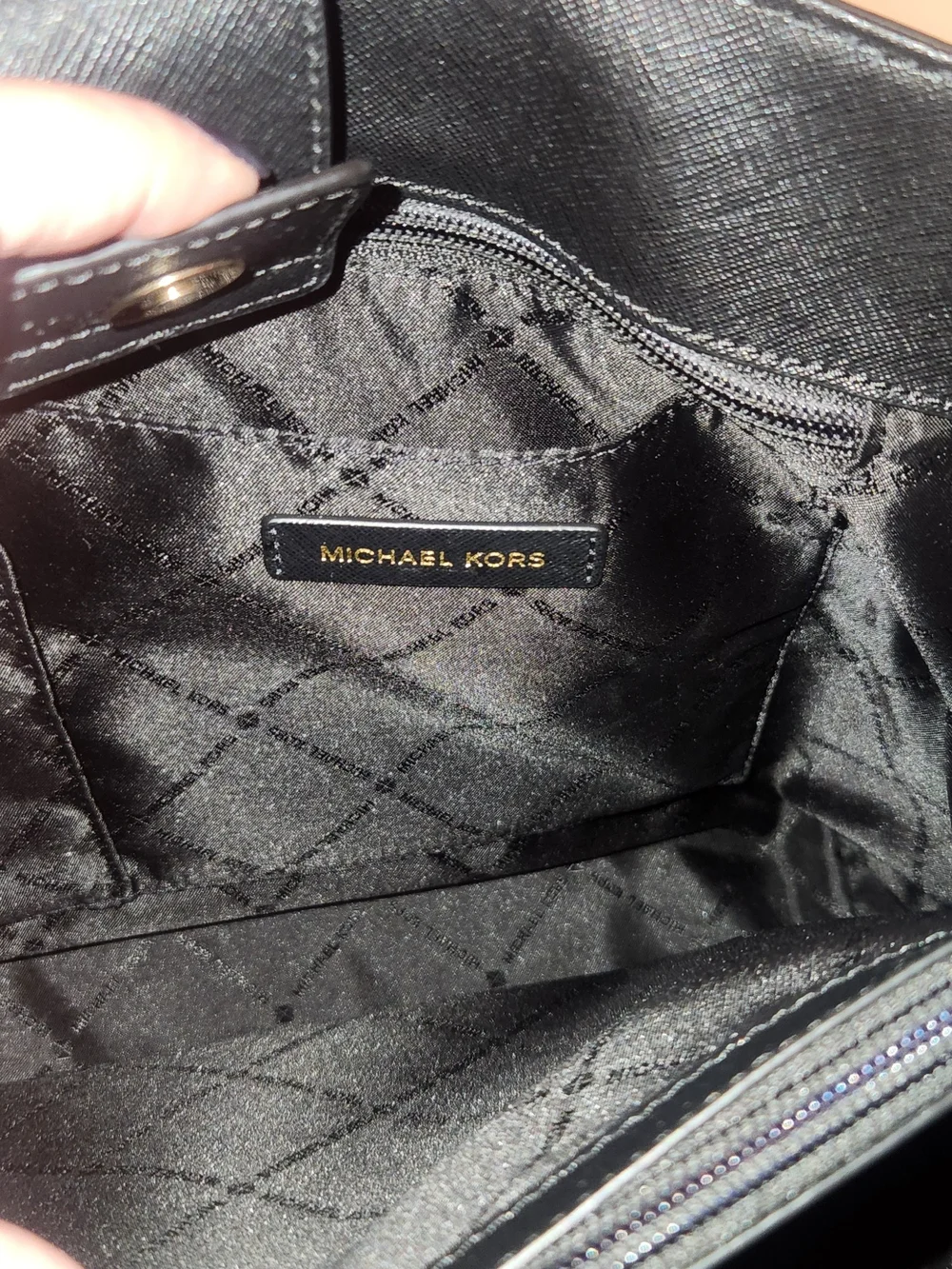 Michael Kors Black Tote with Gold Hardware LIKE NEW 10/10 CONDITION